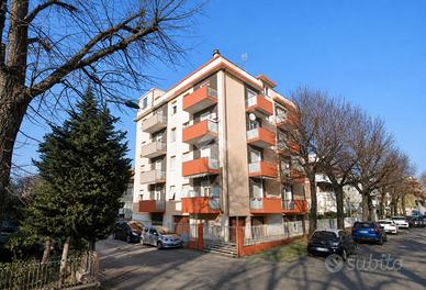 3 LOCALI A RIMINI