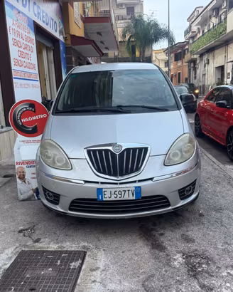Lancia MUSA 1.3 Mjt 95 CV DFN 5th Avenue