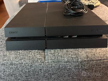 Play Station 4 da 1TB + joystick originale
