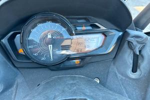 BMW 650 sport poco trattabile