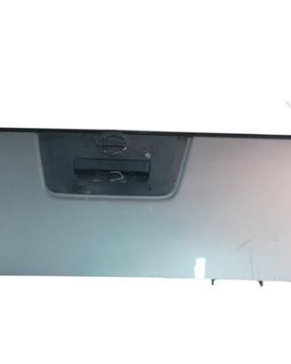 Sponda posteriore Nissan navara 2005-2010