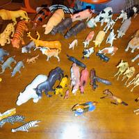 Animaletti in plastica rigida