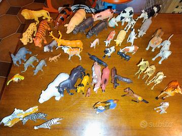 Animaletti in plastica rigida