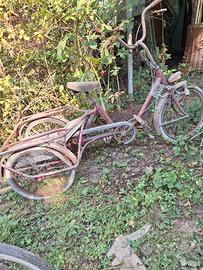 Triciclo con portapacchi