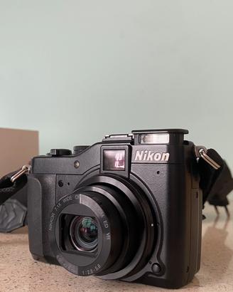 Nikon Coolpix P7000