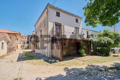 Casa Semindipendente - Ari