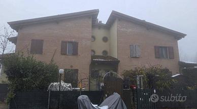 Immobile in asta di 135 m² con 4 locali e box auto