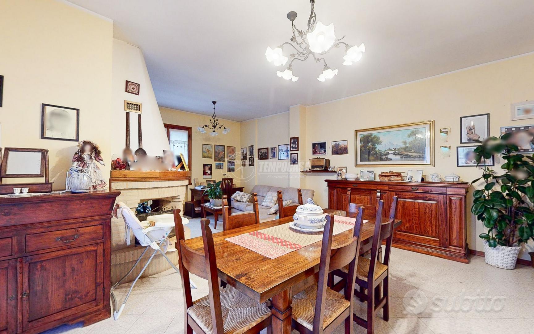 SPLENDIDA VILLA LIBERA SU 4 LATI CON AMPIO GIARDIN - View 6