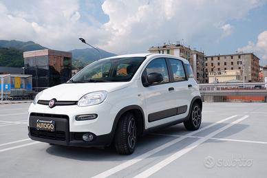 Fiat Panda 1.0 GSE S&S Hybrid Street Van 4 posti