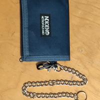 portafoglio con catena per jeans