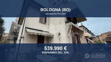Immobile in asta di 400 m² con più di 5 locali e b
