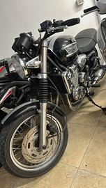 Triumph Thunderbird 1600 Carburatore