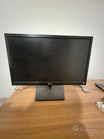 monitor lg 22 pollici