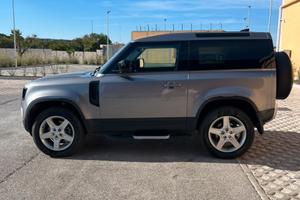 NUOVA LAND ROVER DEFENDER 90 - 250CV