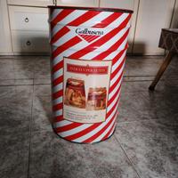 bidone contenitore e seduta della galbusera