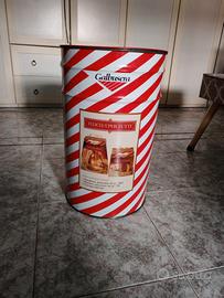 bidone contenitore e seduta della galbusera