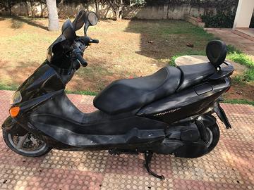 Yamaha Majesty 125
