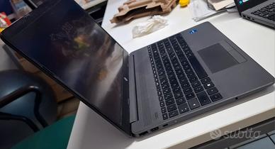notebook HP 250 G9 15"