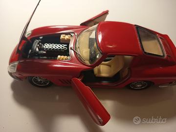 modellino Ferrari
