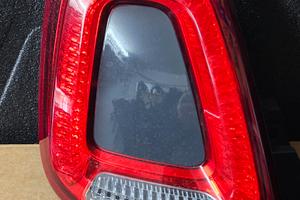 fari anteriori e posteriori fiat 500 anno 2017