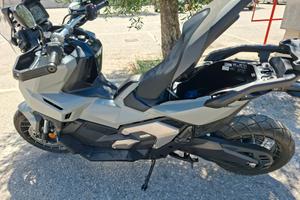 XADV 750