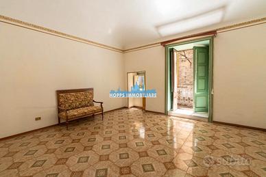 Palazzetto storico petralia soprana