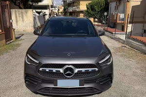 MERCEDES GLA 200D