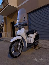 Aprilia Scarabeo 50 4t