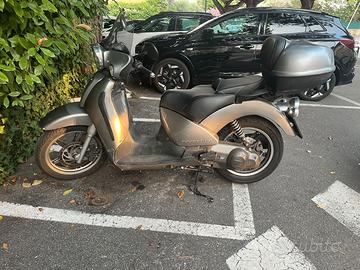 Bauletto scooter Aprilia 250
