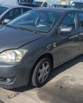 TOYOTA COROLLA 2004-2007 1.4 D-4D M-MT 5 Porte