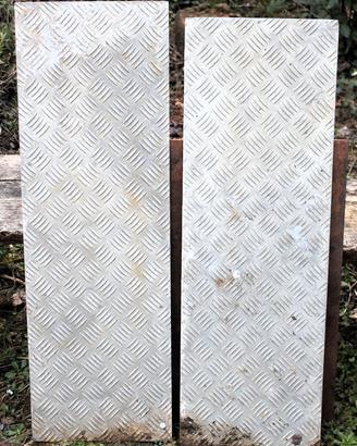 2 Lamiere antiscivolo spessore 2mm
