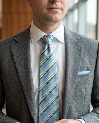 Cravatta regimental Ferragamo in pura seta
