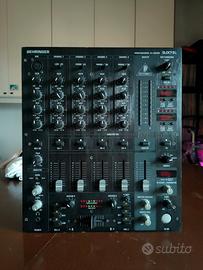 BEHRINGER DJX750 MIXER DJ CON EFFETTI