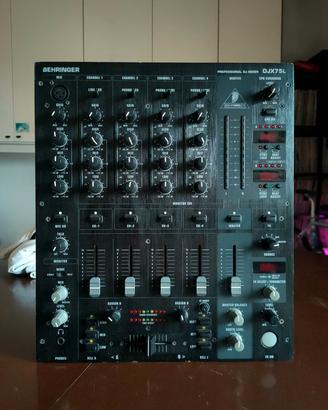 BEHRINGER DJX750 MIXER DJ CON EFFETTI