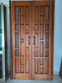 Porta ingresso in legno ante simmetriche
