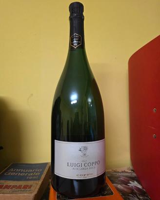 Bottiglia di vino Coppo. Brut 1.5 litri