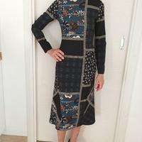 Abito sartoriale, in tessuto elasticizzato