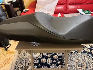Sella Honda Forza 350 originale  e Nuova