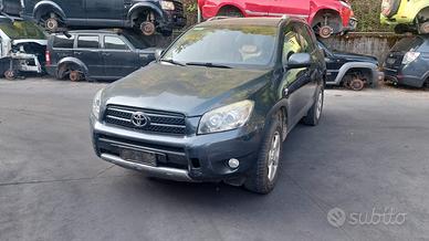 TOYOTA RAW 4 2006 SOLO PER RICAMBI
