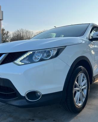 NISSAN Qashqai 1.5 dCi Acenta Premium