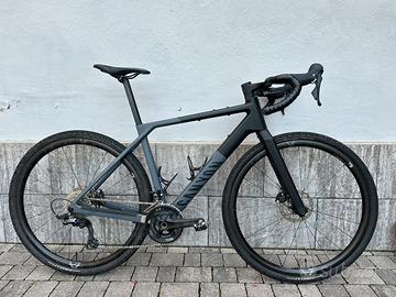 Canyon Grail CF SL7 2025 set doppie ruote carbonio