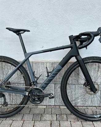 Canyon Grail CF SL7 2025 set doppie ruote carbonio