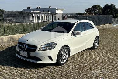 MERCEDES A 180 d Automatic Business