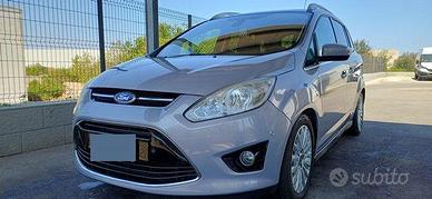 Ford Grand C-MAX TITANIUM