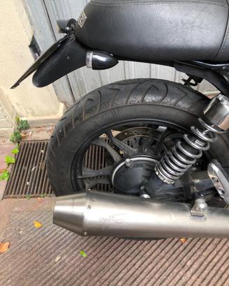 Moto Guzzi V7 Stone 2013-33000 km