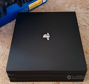 Playstation 4 pro 1Tb + joystick 