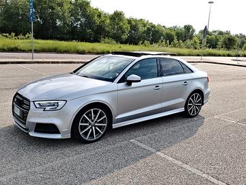AUDI A3 SEDAN  restyling  1.6 TDI  S-LINE SPORT 