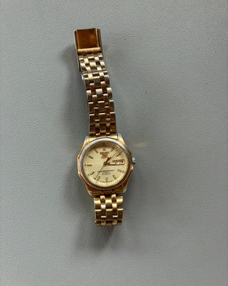 Seiko 5 superior