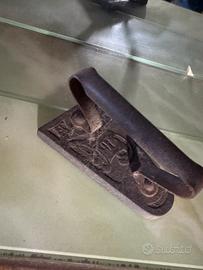 Ferro da stiro antico