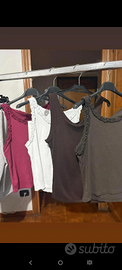 Vestiti ciabatte e costumi